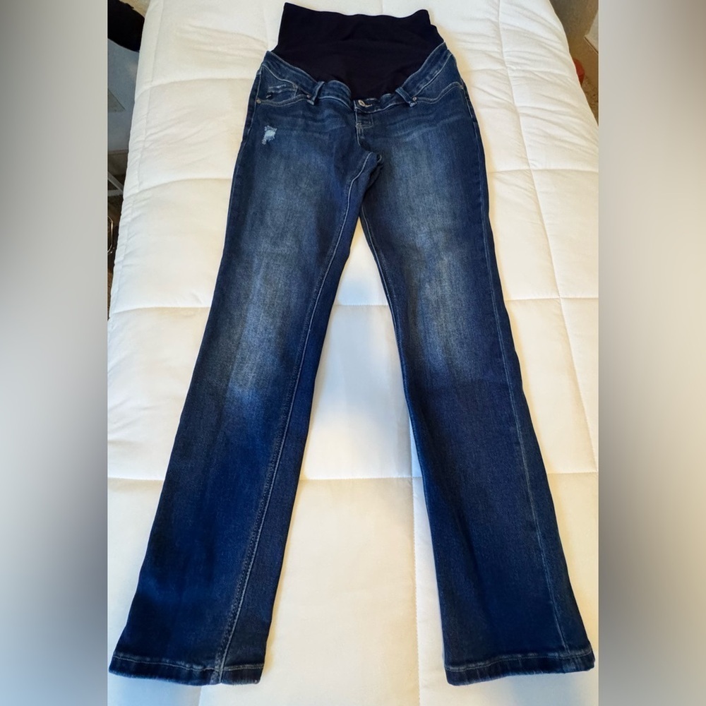KanCan Straight Fit
Maternity Jeans